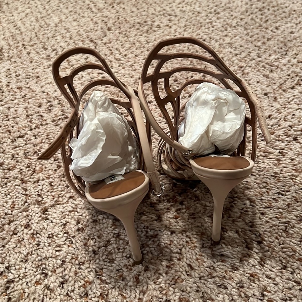 Sandals - Picture 3 of 7